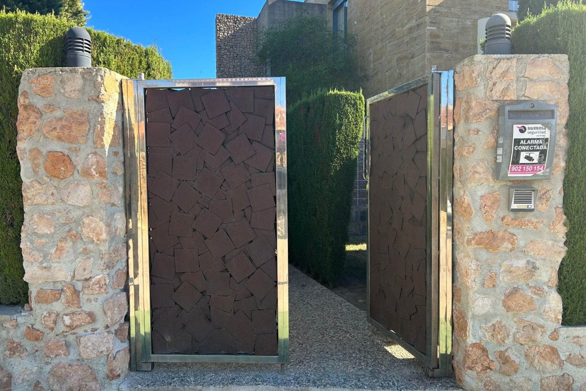 Resale - Villa -
Orihuela Costa - Dehesa de Campoamor