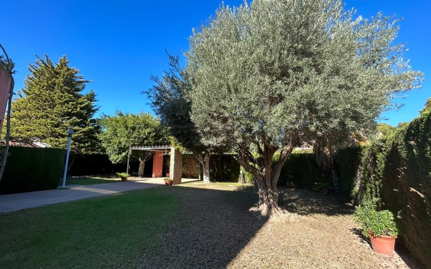 Resale - Villa -
Orihuela Costa - Dehesa de campoamor