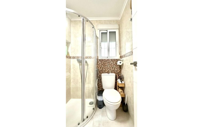 Resale - Villa -
Orihuela Costa - La Regia