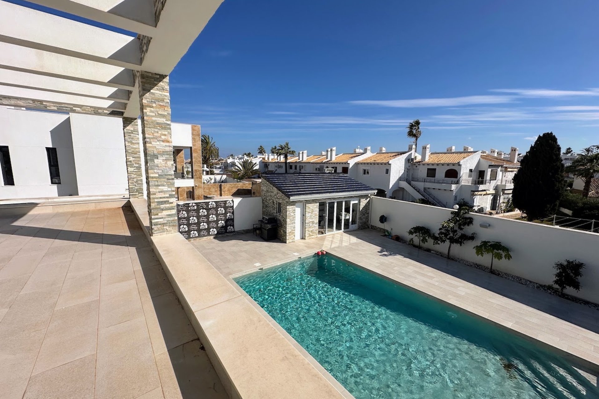 Resale - Villa -
Orihuela Costa - La Zenia