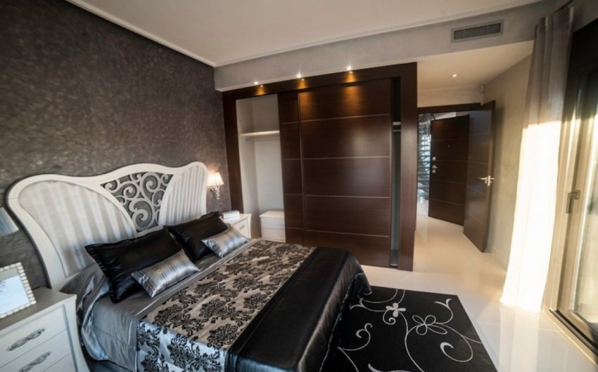 Resale - Villa -
Orihuela Costa - La Zenia