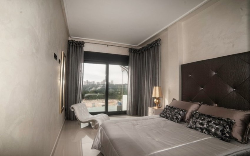 Resale - Villa -
Orihuela Costa - La Zenia