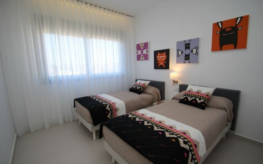 Resale - Villa -
Orihuela Costa - La Zenia