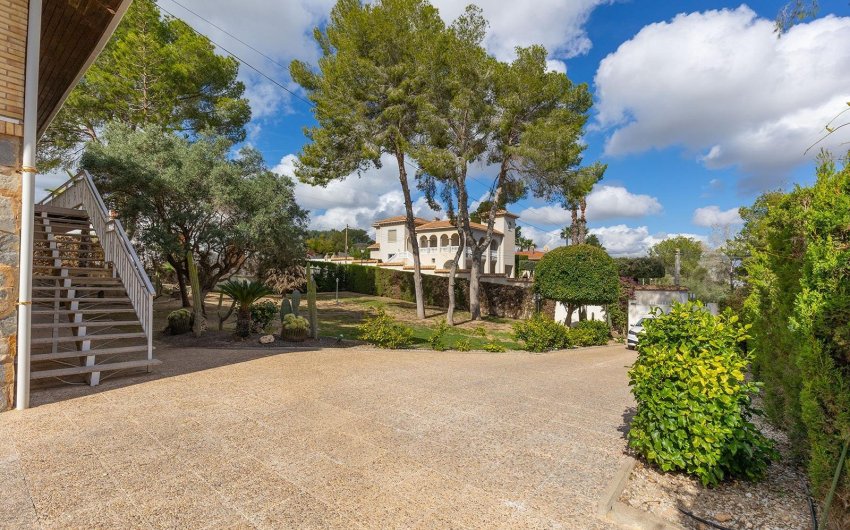 Resale - Villa -
Orihuela Costa - Las Filipinas