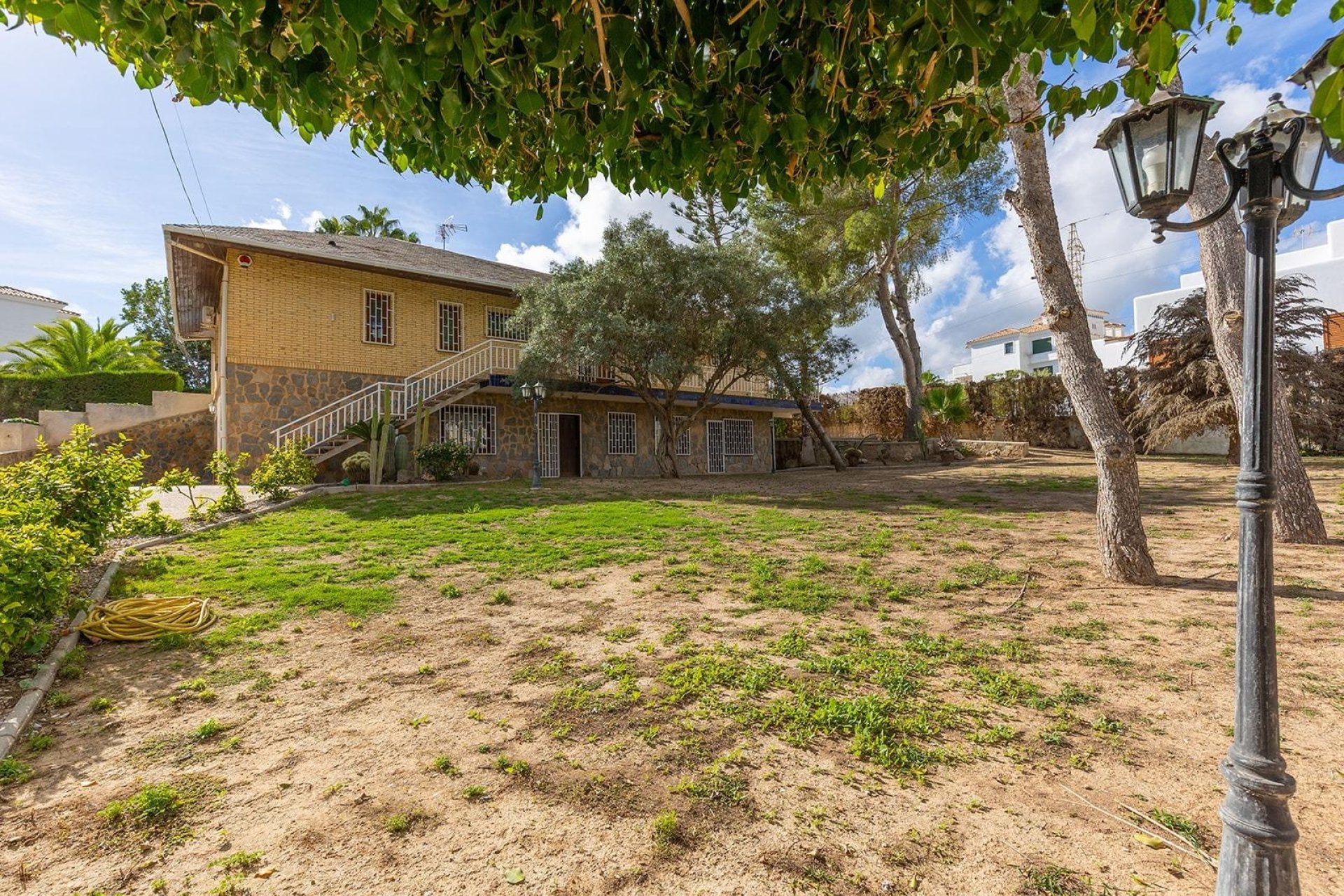 Resale - Villa -
Orihuela Costa - Las Filipinas