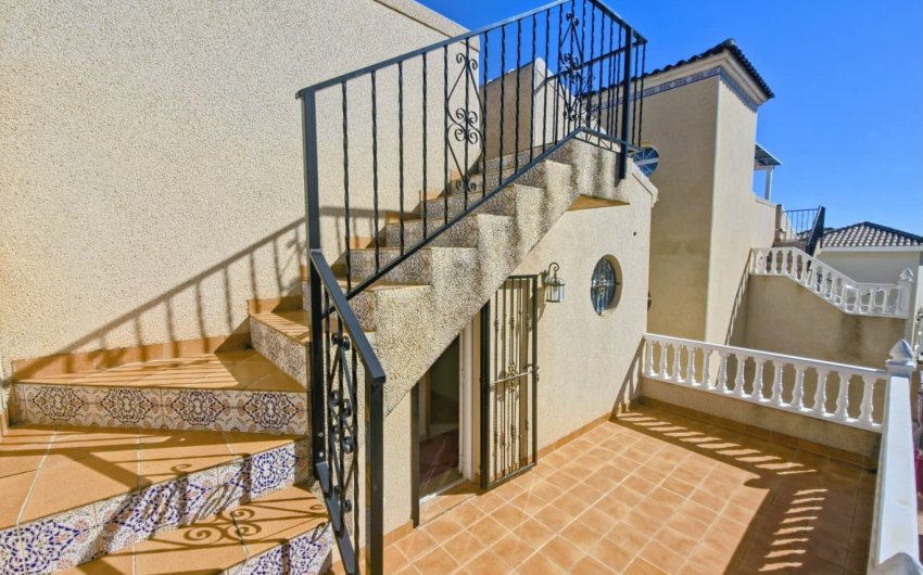 Resale - Villa -
Orihuela Costa - Las Filipinas