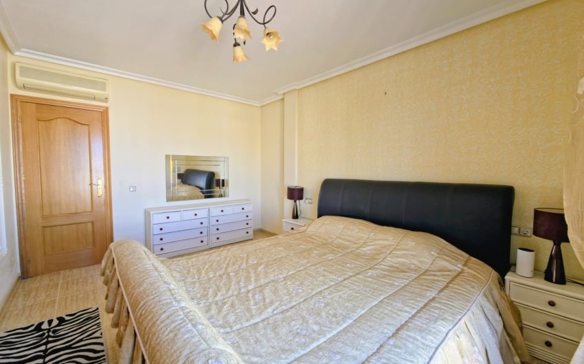 Resale - Villa -
Orihuela Costa - Las Filipinas