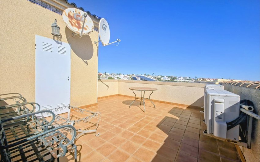 Resale - Villa -
Orihuela Costa - Las Filipinas