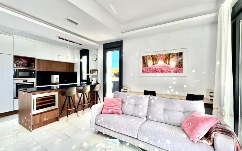 Resale - Villa -
Orihuela Costa - Lomas de Cabo Roig