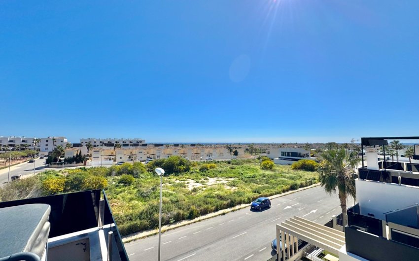 Resale - Villa -
Orihuela Costa - Lomas de Cabo Roig