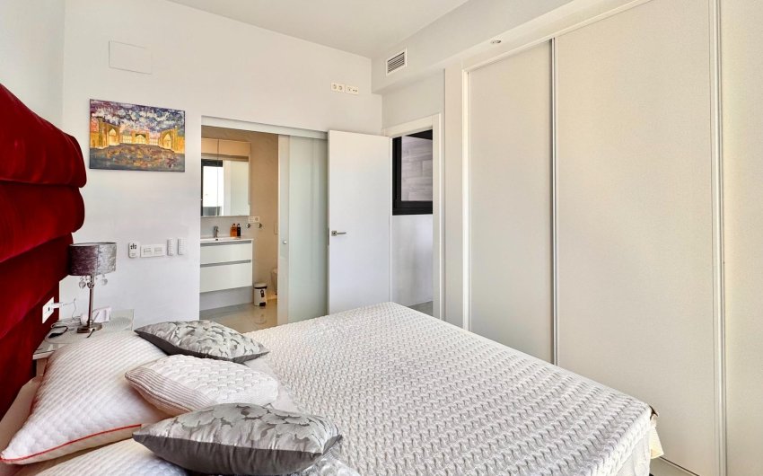Resale - Villa -
Orihuela Costa - Lomas de Cabo Roig