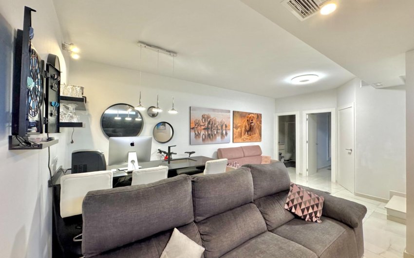 Resale - Villa -
Orihuela Costa - Lomas de Cabo Roig
