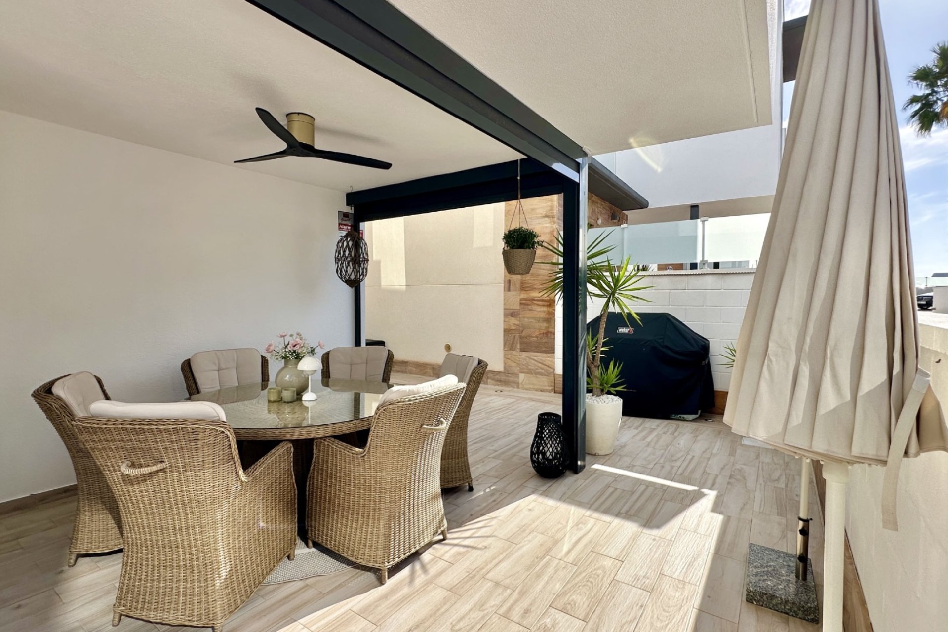 Resale - Villa -
Orihuela Costa - Lomas De Cabo Roig