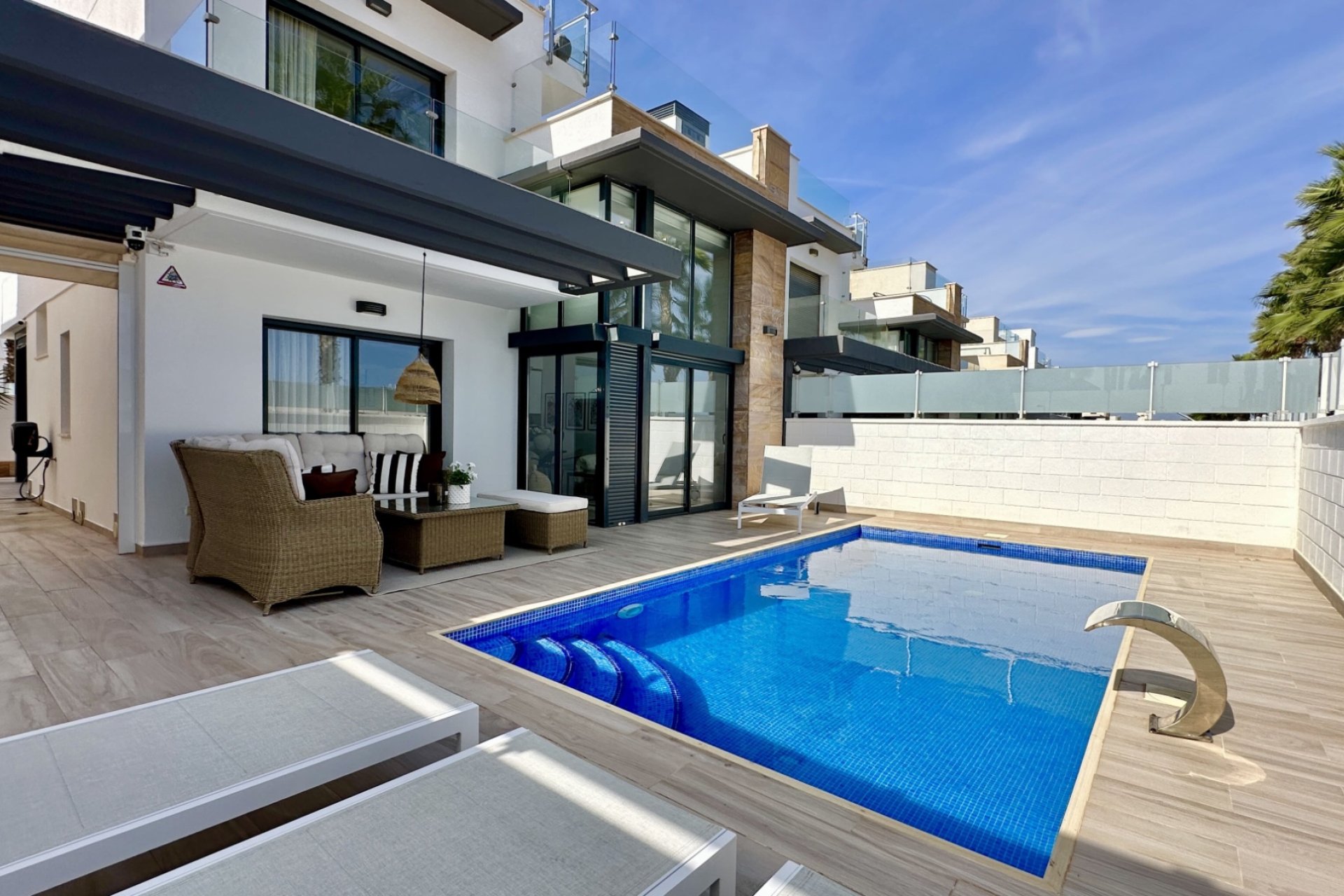 Resale - Villa -
Orihuela Costa - Lomas De Cabo Roig