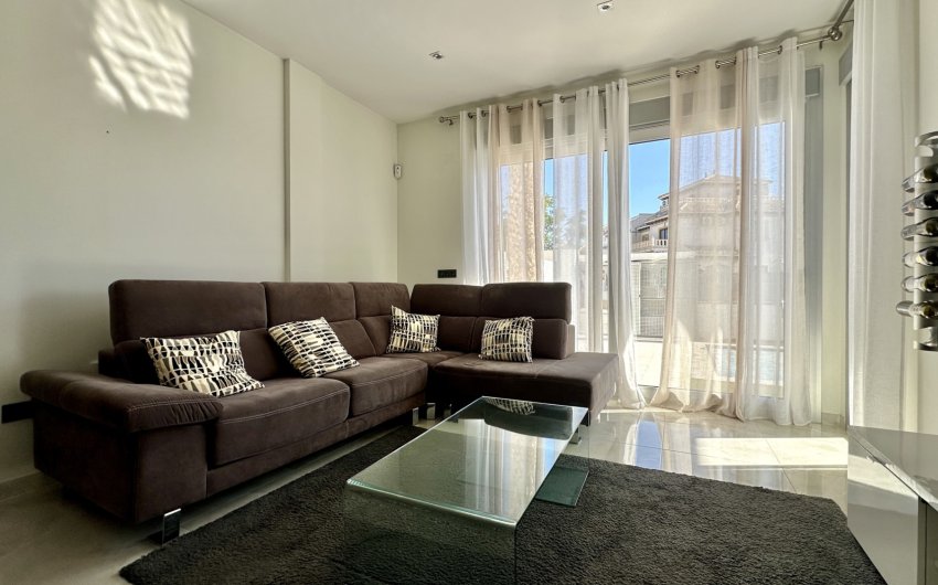 Resale - Villa -
Orihuela Costa - Lomas De Cabo Roig