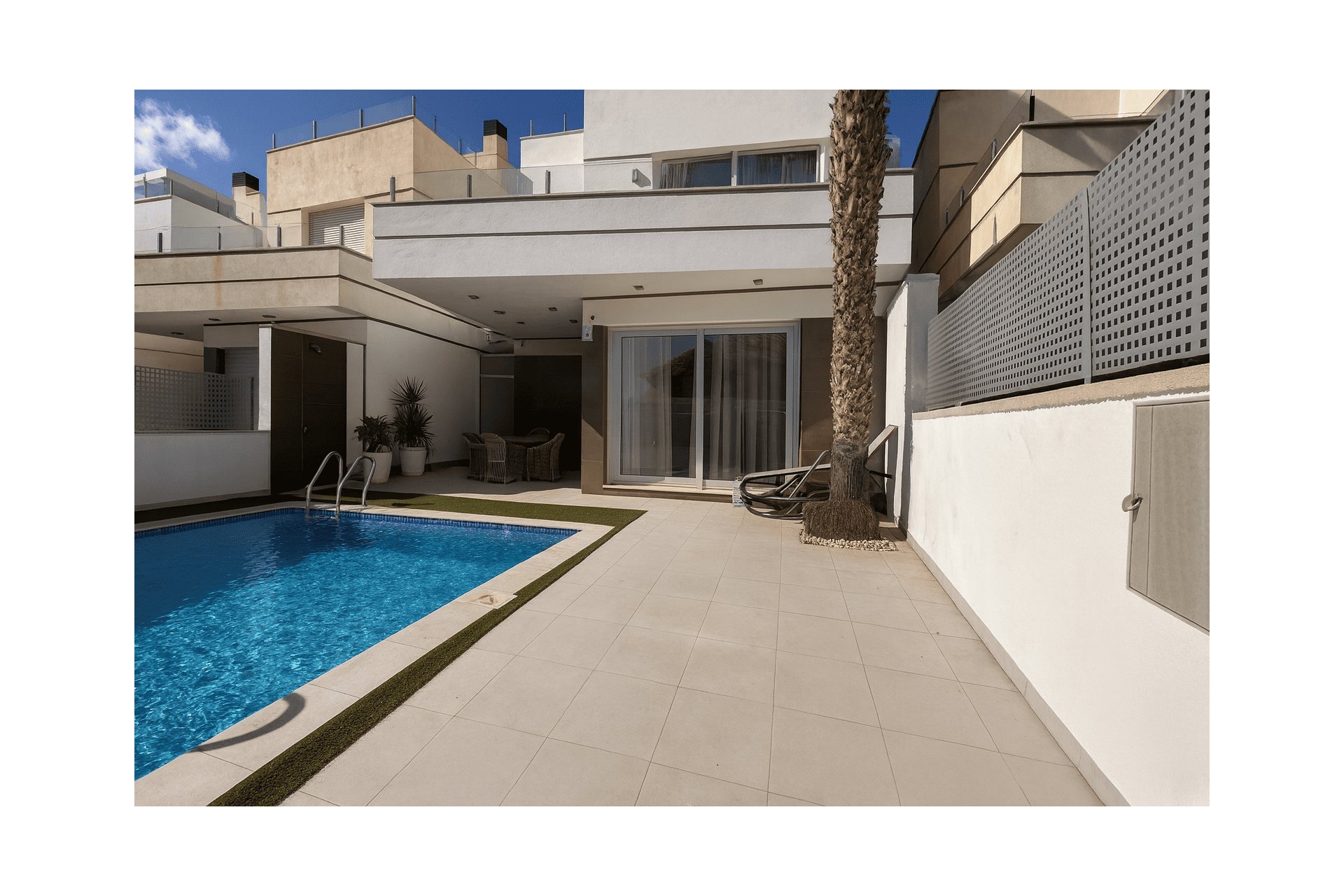 Resale - Villa -
Orihuela Costa - Lomas De Cabo Roig