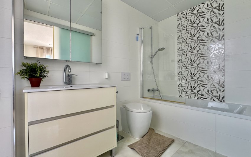 Resale - Villa -
Orihuela Costa - Lomas De Cabo Roig