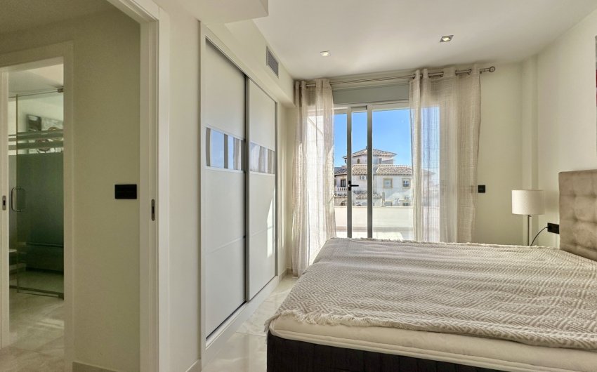 Resale - Villa -
Orihuela Costa - Lomas De Cabo Roig