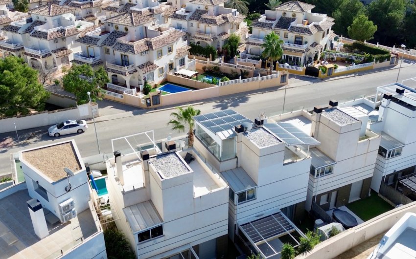 Resale - Villa -
Orihuela Costa - Lomas De Cabo Roig