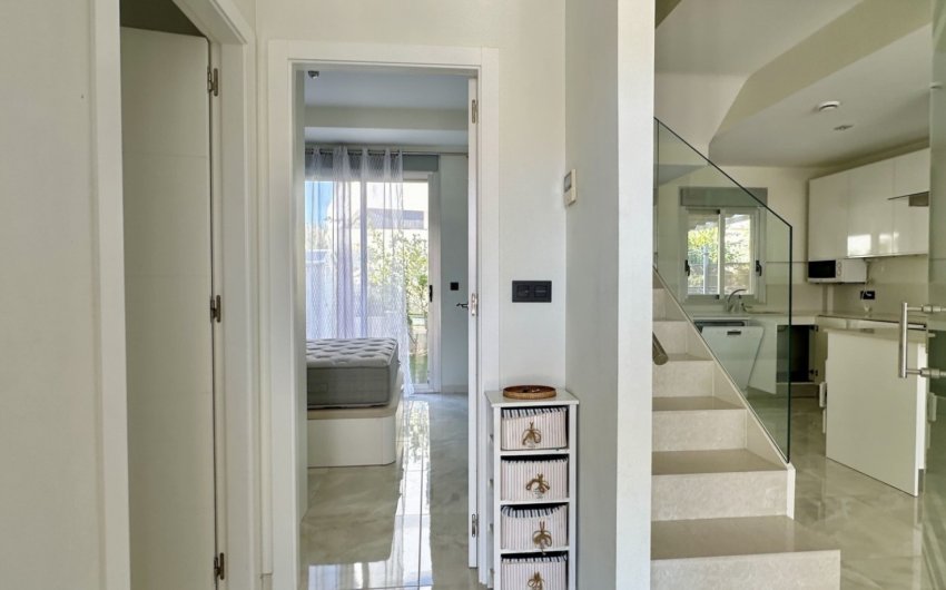 Resale - Villa -
Orihuela Costa - Lomas De Cabo Roig