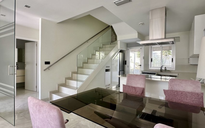 Resale - Villa -
Orihuela Costa - Lomas De Cabo Roig