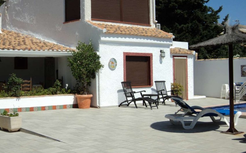 Resale - Villa -
Orihuela Costa - Lomas De Cabo Roig