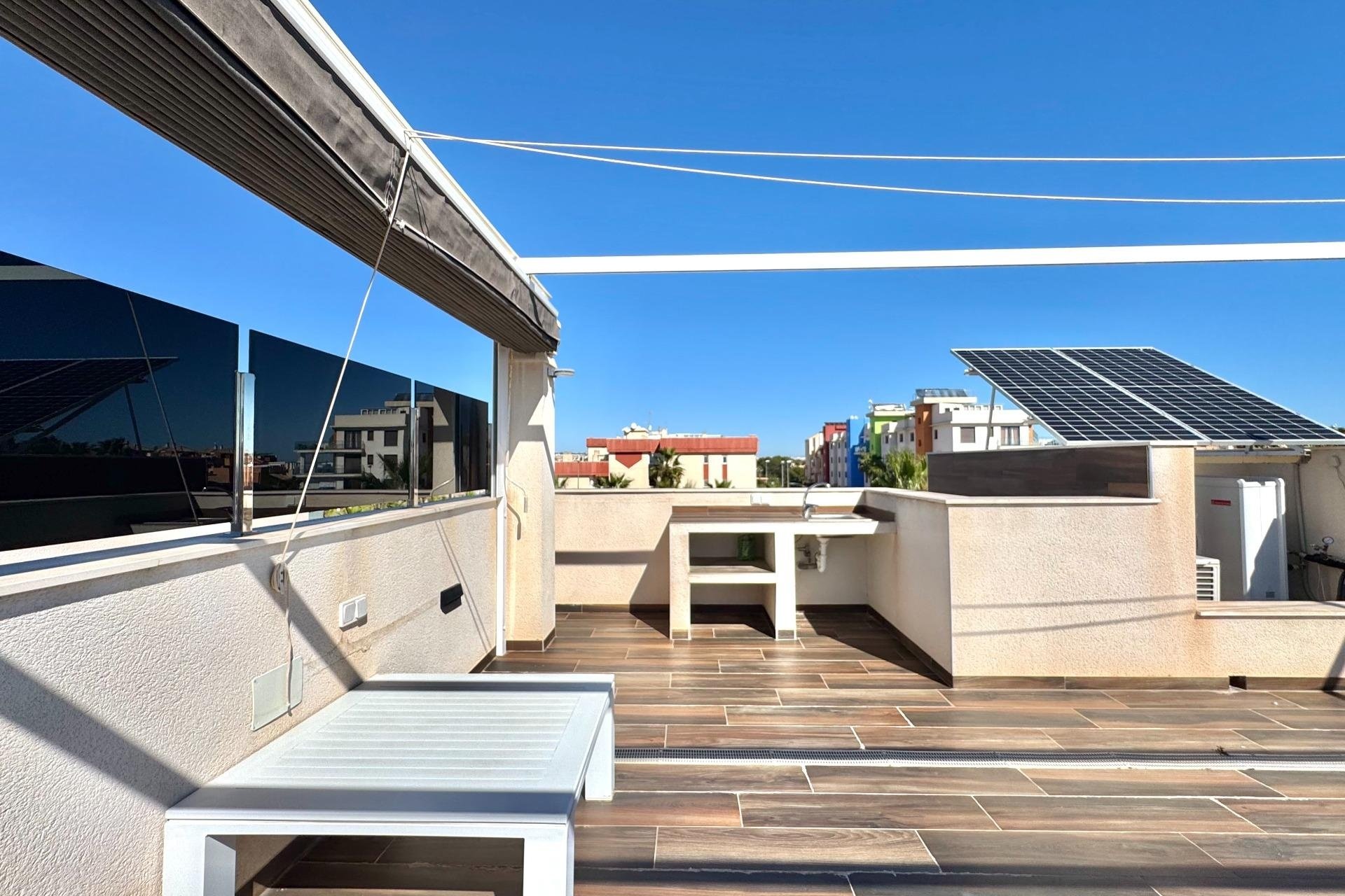 Resale - Villa -
Orihuela Costa - Lomas de Cabo Roig