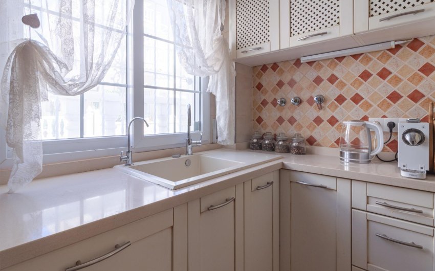 Resale - Villa -
Orihuela Costa - Los Almendros-la Florida