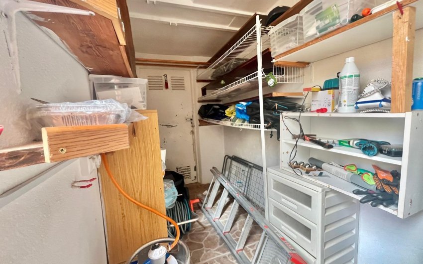 Resale - Villa -
Orihuela Costa - Los Almendros-la Florida