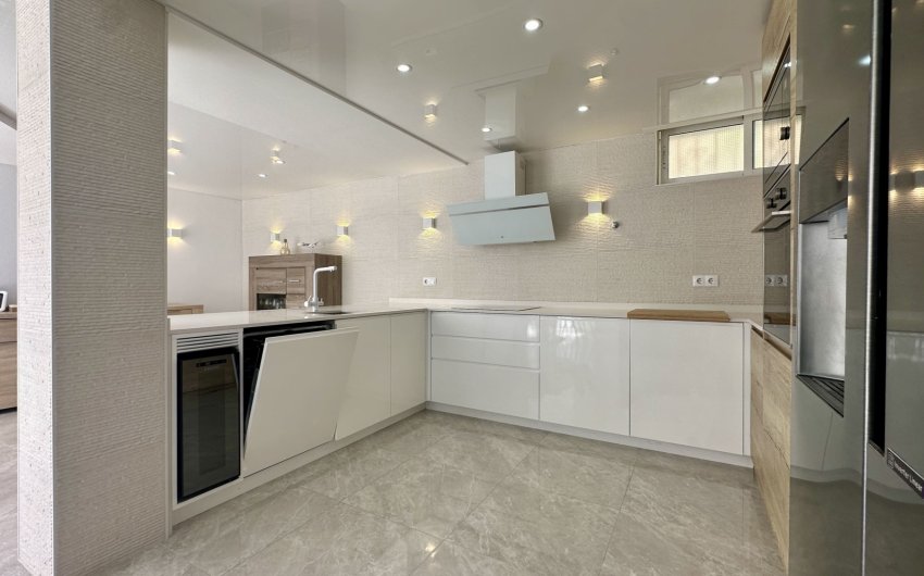 Resale - Villa -
Orihuela Costa - Los Altos