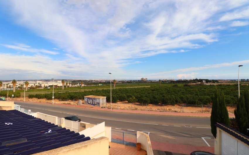 Resale - Villa -
Orihuela Costa - Los Balcones