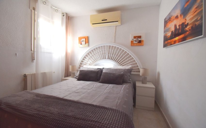 Resale - Villa -
Orihuela Costa - Los Balcones