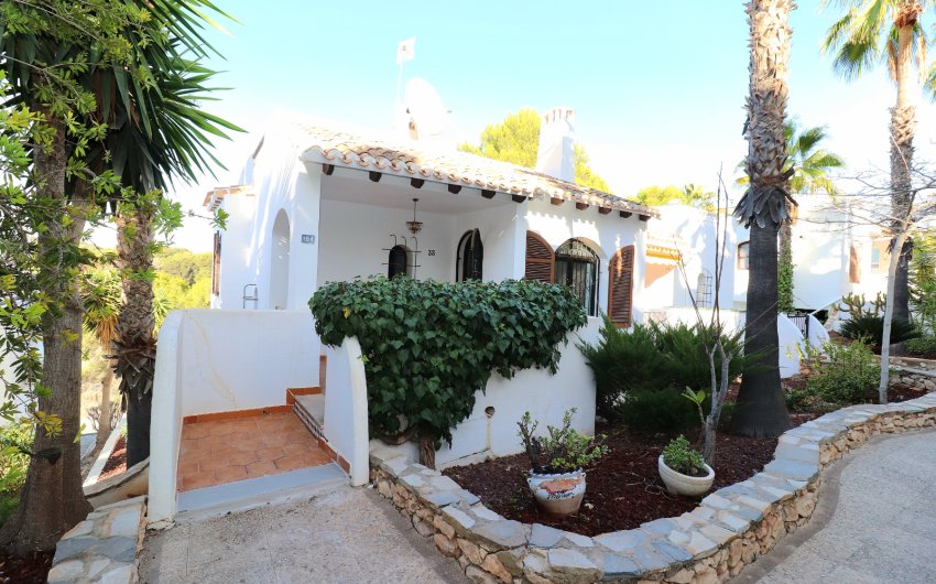 Resale - Villa -
Orihuela Costa - Los Dolses