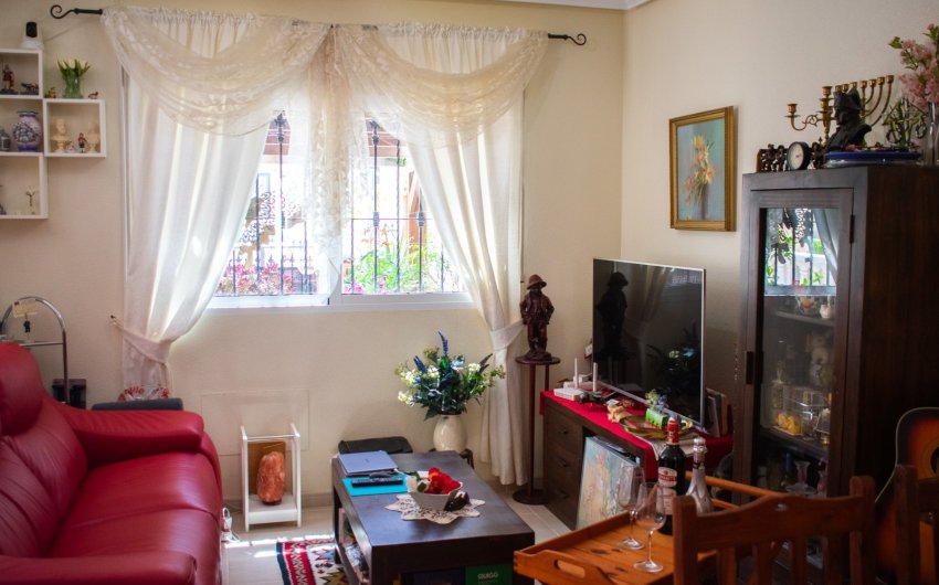 Resale - Villa -
Orihuela Costa - Los Dolses