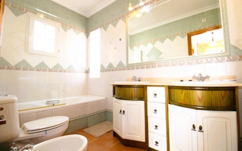 Resale - Villa -
Orihuela Costa - Los Dolses