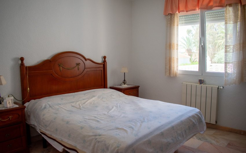 Resale - Villa -
Orihuela Costa - Mil Palmeras