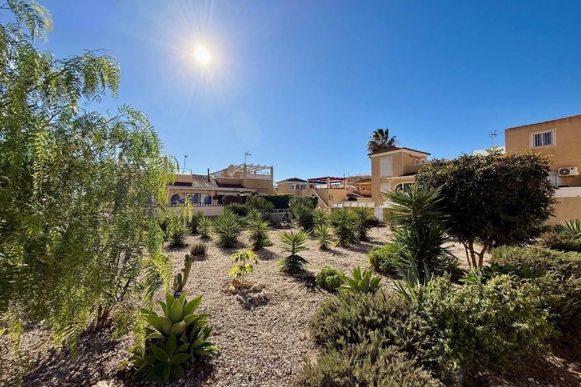 Resale - Villa -
Orihuela Costa - Playa Flamenca
