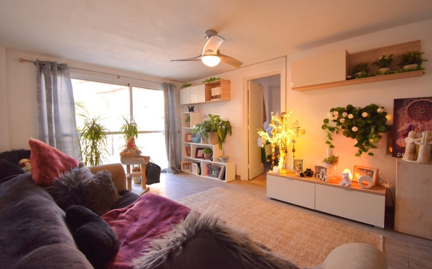 Resale - Villa -
Orihuela Costa - Playa Flamenca