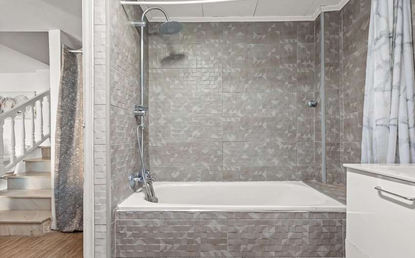 Resale - Villa -
Orihuela Costa - Playa Flamenca