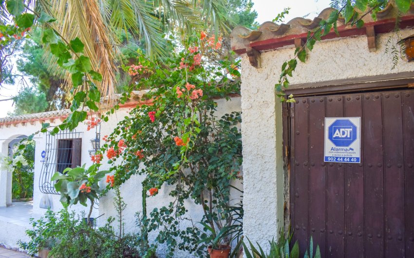 Resale - Villa -
Orihuela Costa - Punta Prima