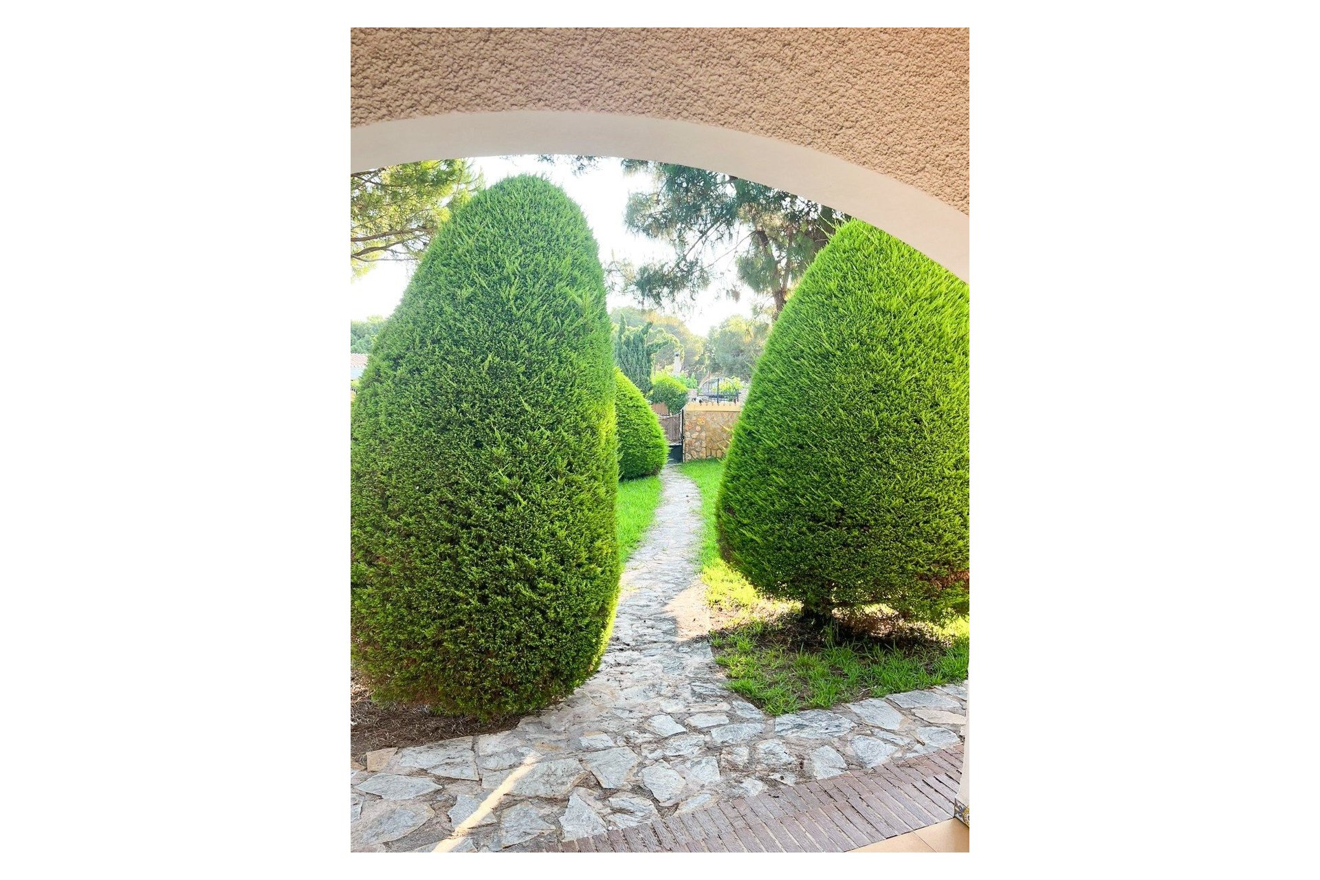 Resale - Villa -
Orihuela Costa - Punta Prima