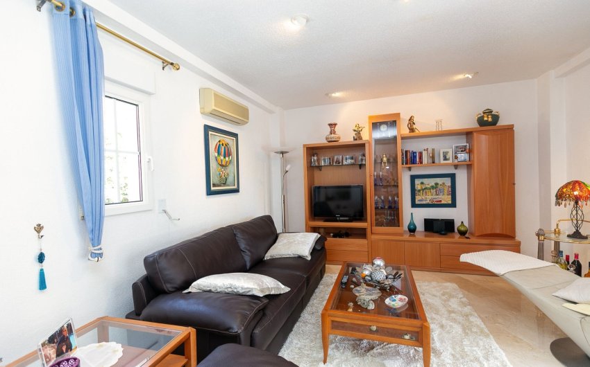 Resale - Villa -
Orihuela Costa - Villamartín-las Filipinas