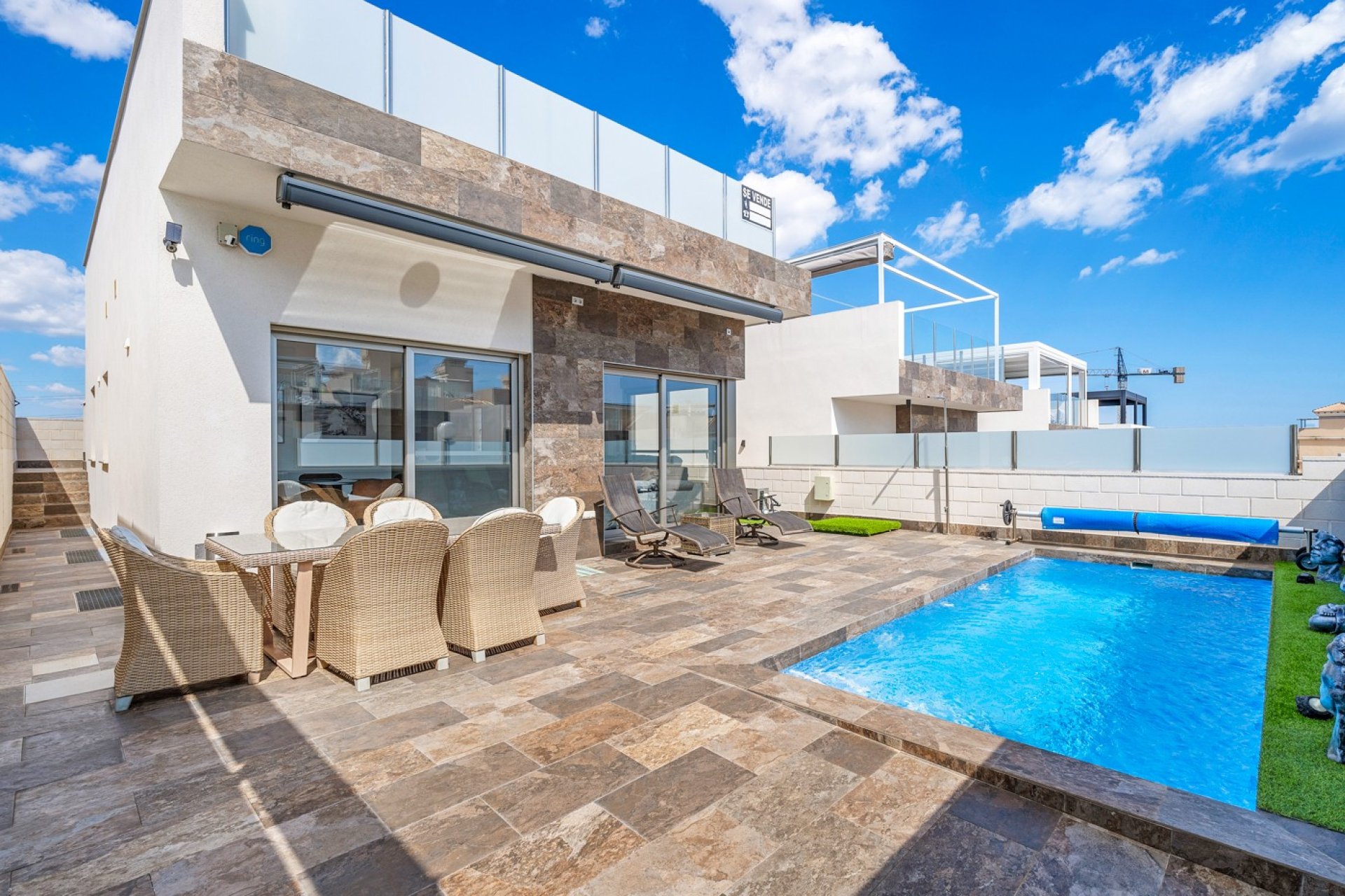 Resale - Villa -
Orihuela Costa - Villamartín