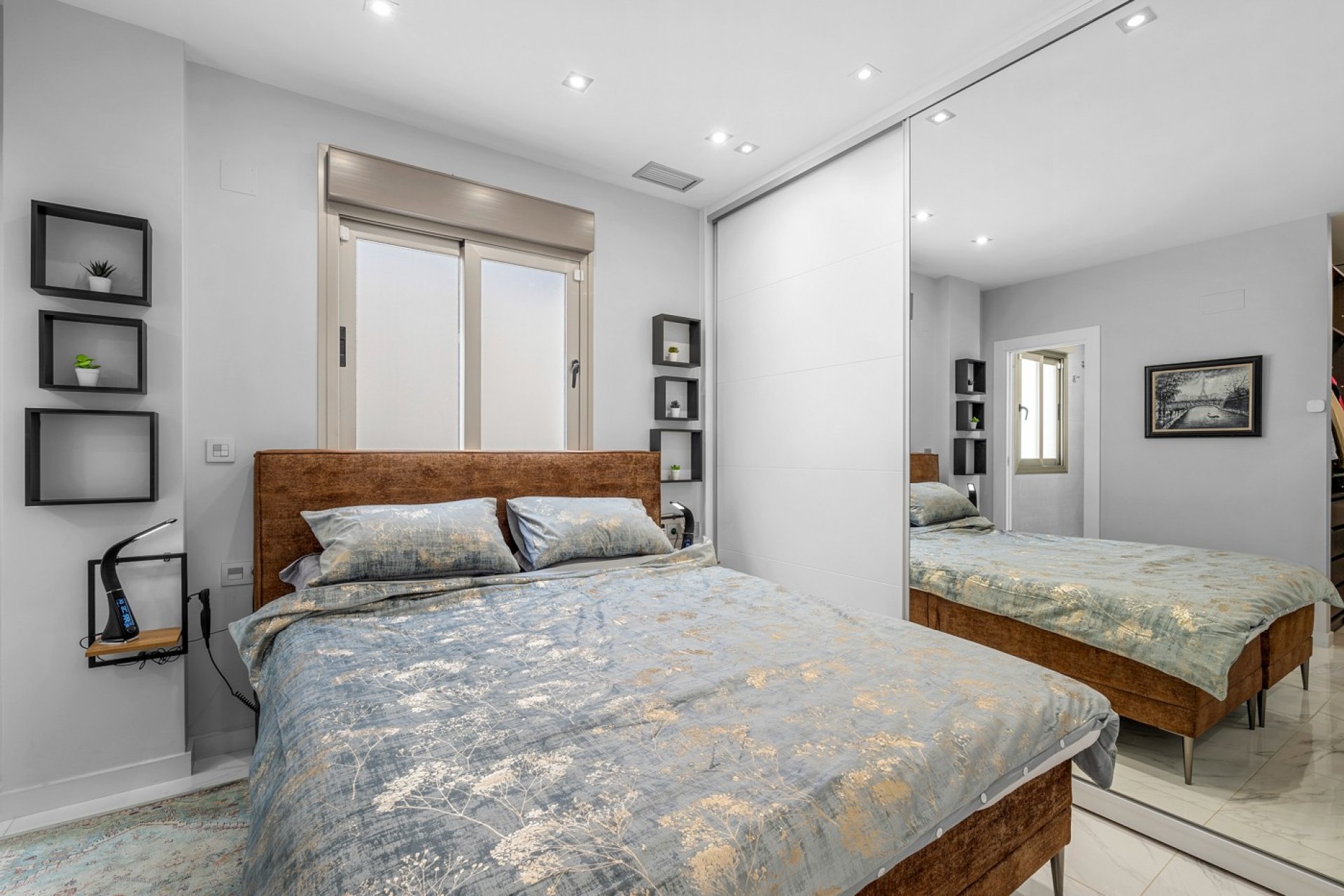 Resale - Villa -
Orihuela Costa - Villamartín