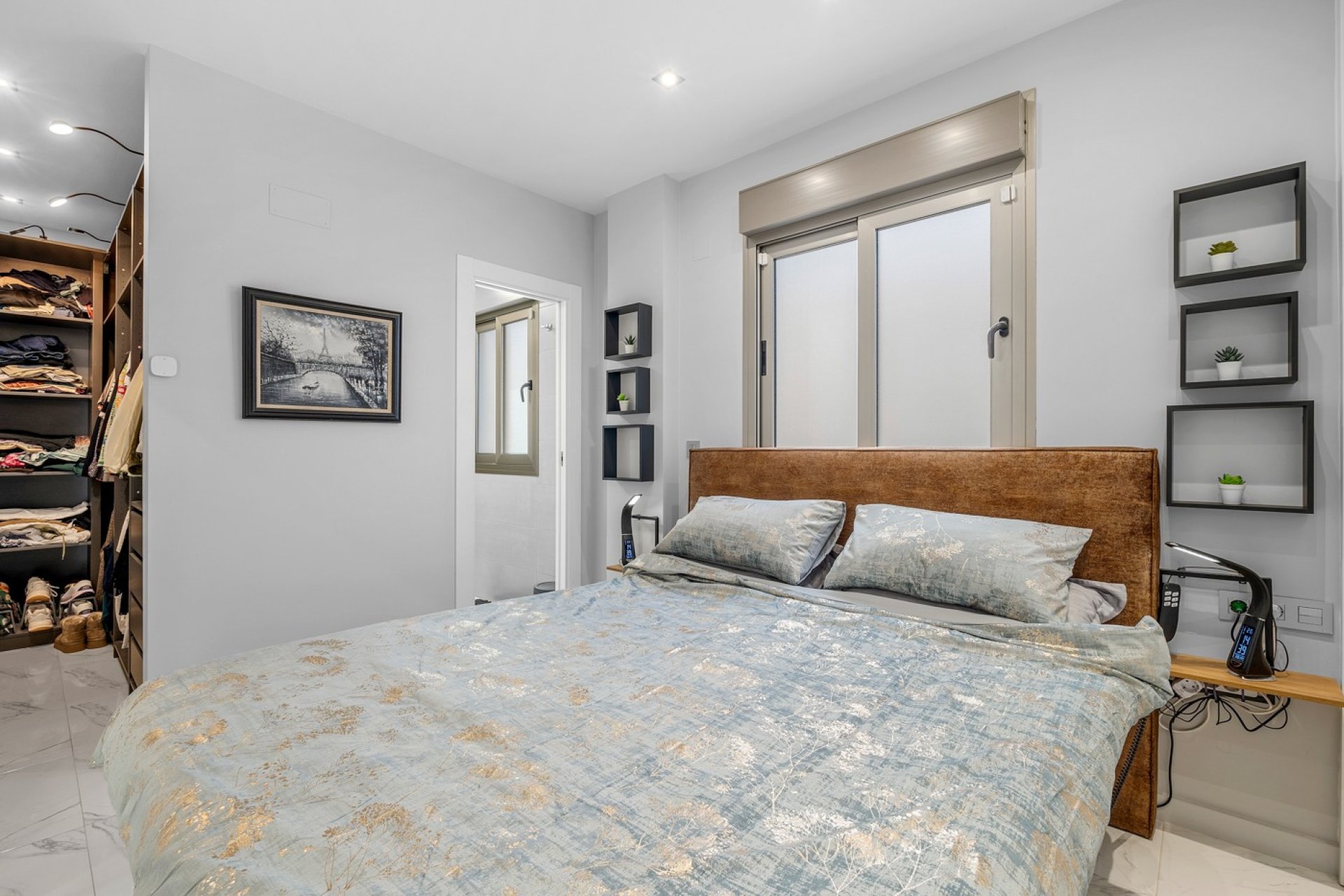 Resale - Villa -
Orihuela Costa - Villamartín