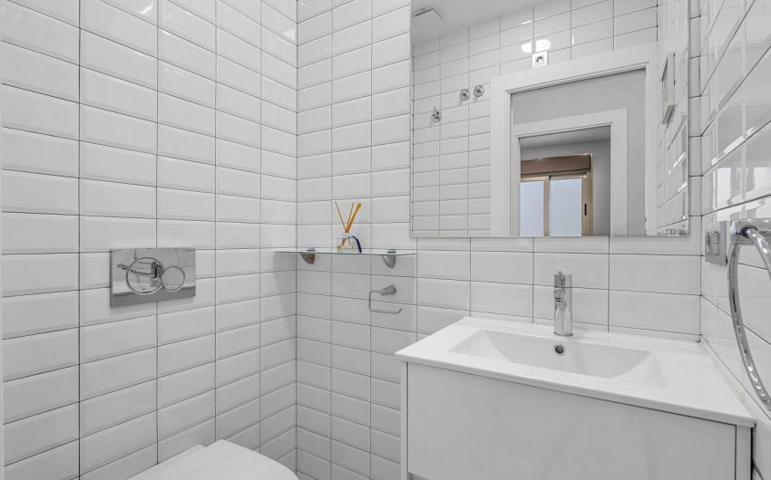 Resale - Villa -
Orihuela Costa - Villamartín