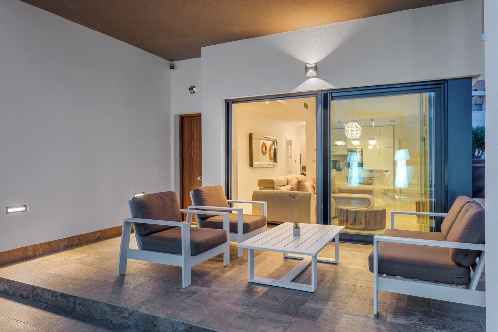 Resale - Villa -
Orihuela Costa - Villamartín