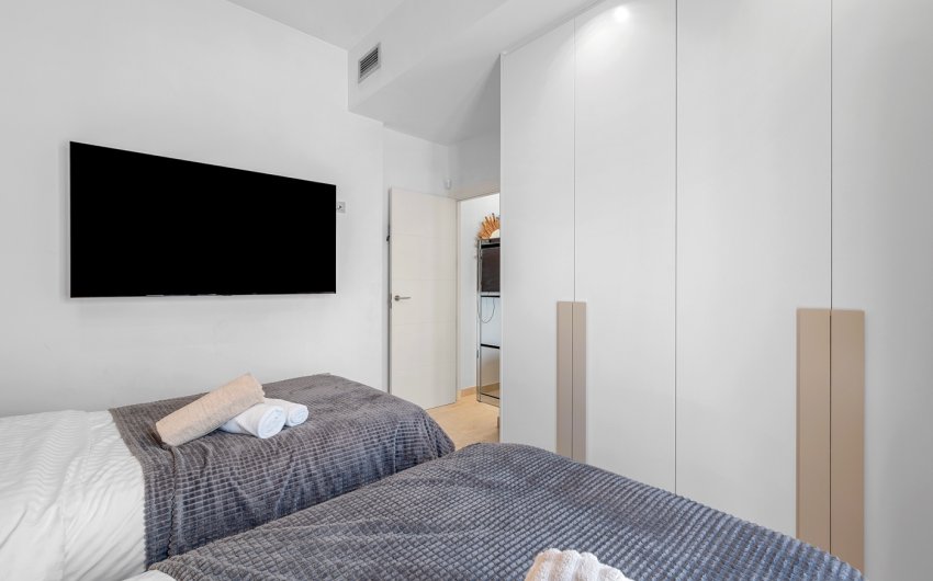 Resale - Villa -
Orihuela Costa - Villamartín