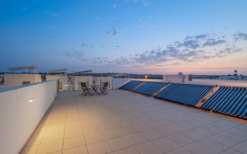 Resale - Villa -
Orihuela Costa - Villamartín