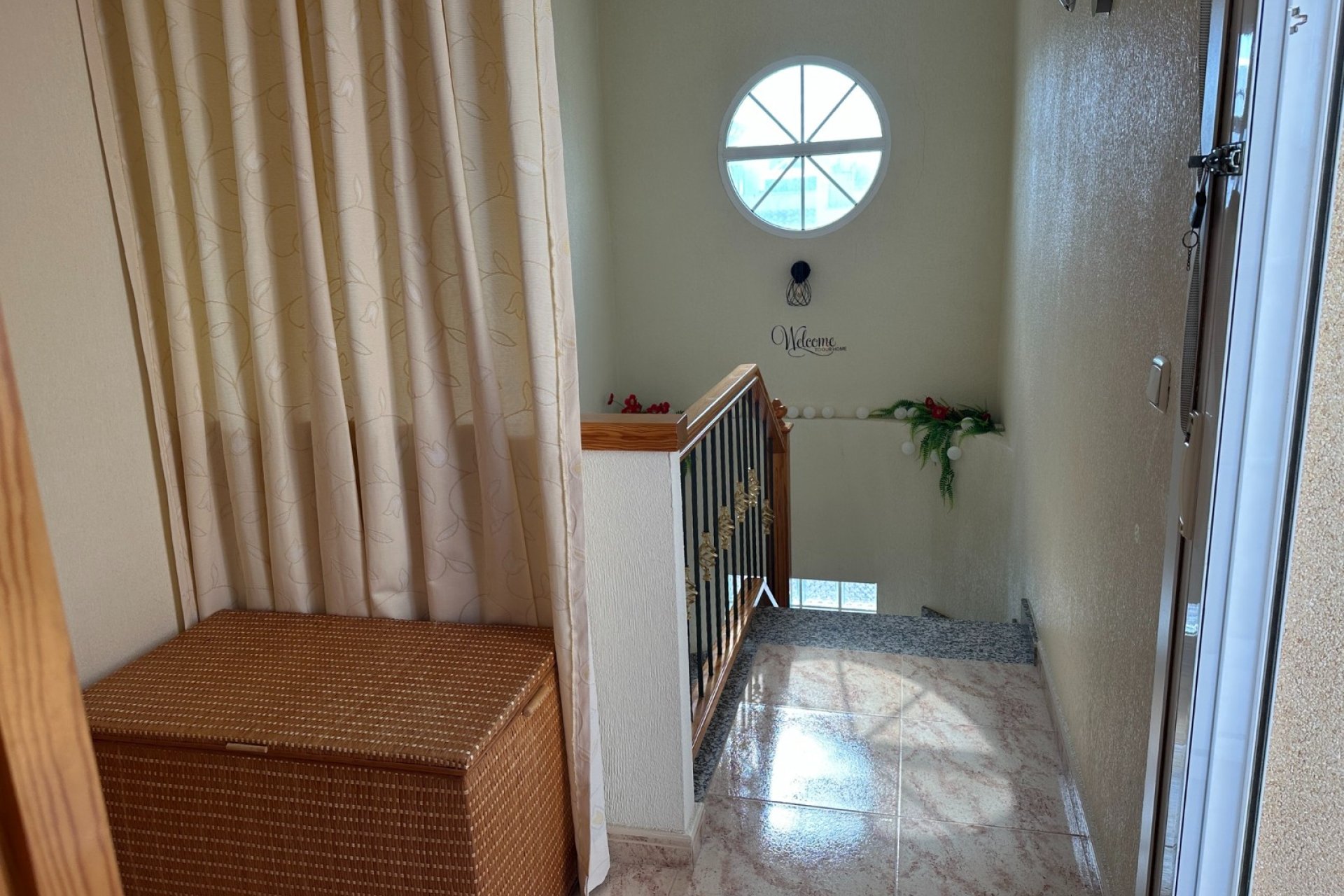 Resale - Villa -
Orihuela Costa - Villamartín